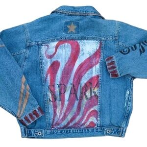 Vintage faded denim classic jean jacket. Retro cut with hand painted images